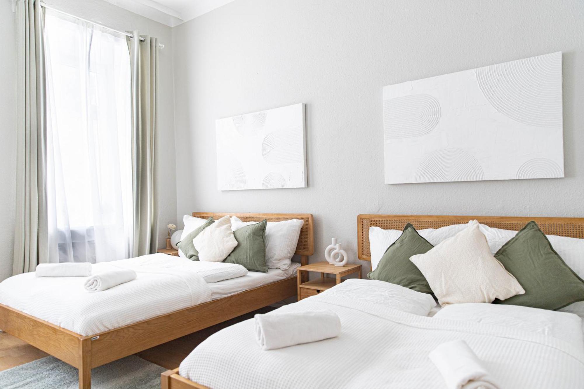 Spacious Apartment, 3 Min To U1 Reumannplatz Vienna Exterior photo