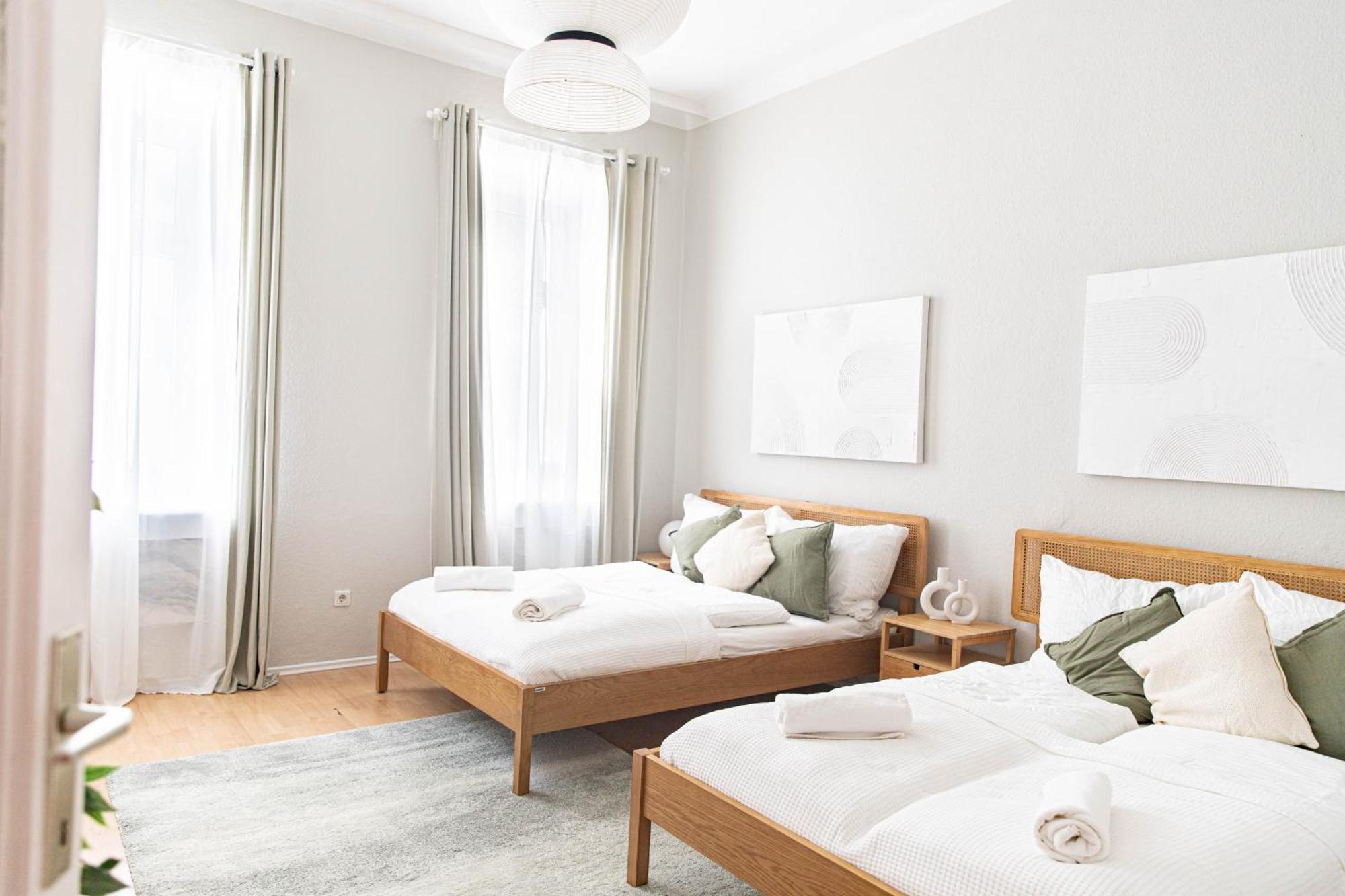 Spacious Apartment, 3 Min To U1 Reumannplatz Vienna Exterior photo