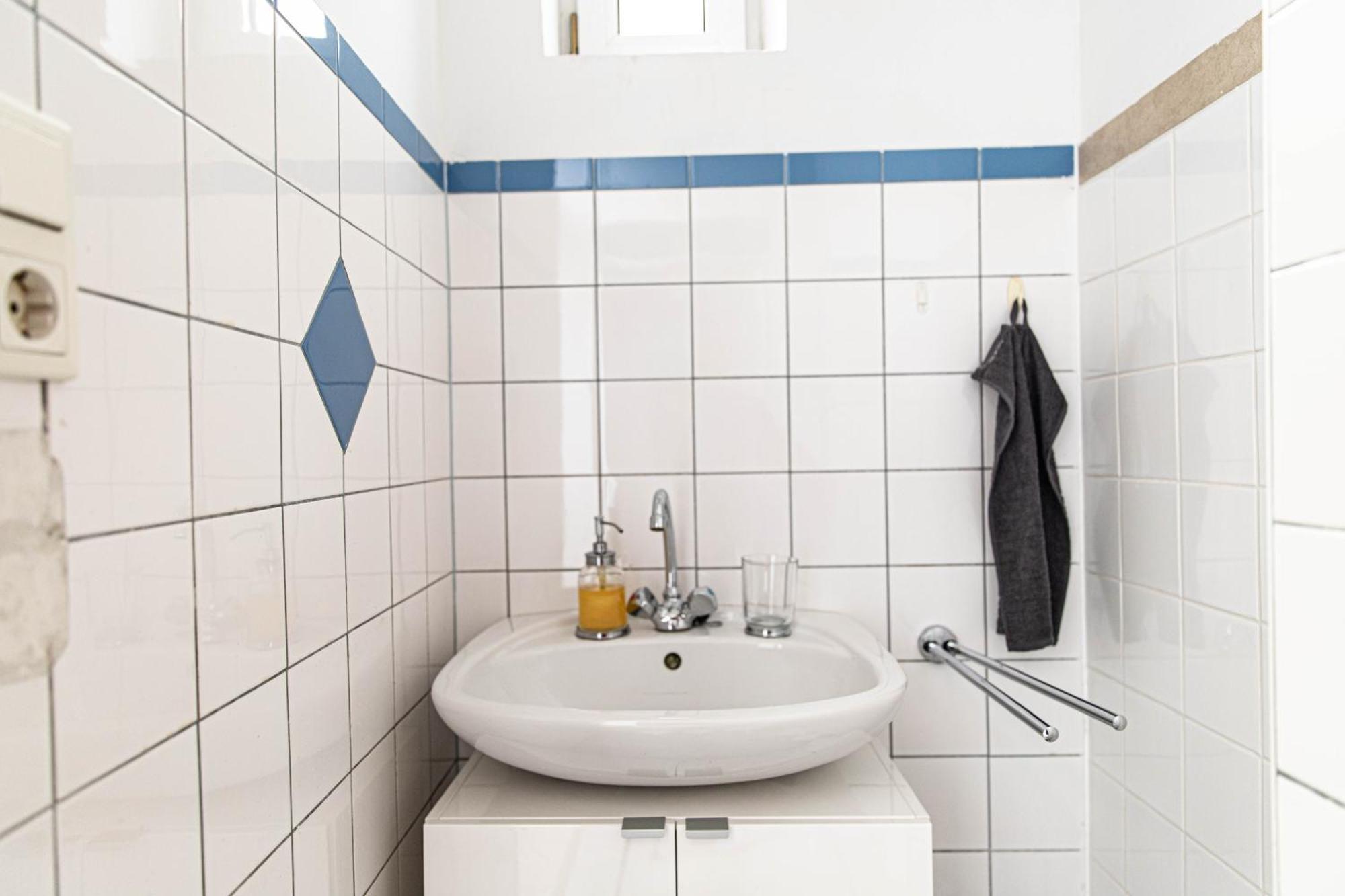 Spacious Apartment, 3 Min To U1 Reumannplatz Vienna Exterior photo